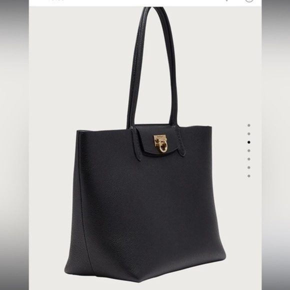 GANCINI TOTE BAG Salvatore Ferragamo exclusive beautiful Bag with pouch